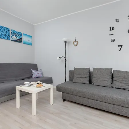 Unique & Seaside For 4 People In By Renters Lejlighed *